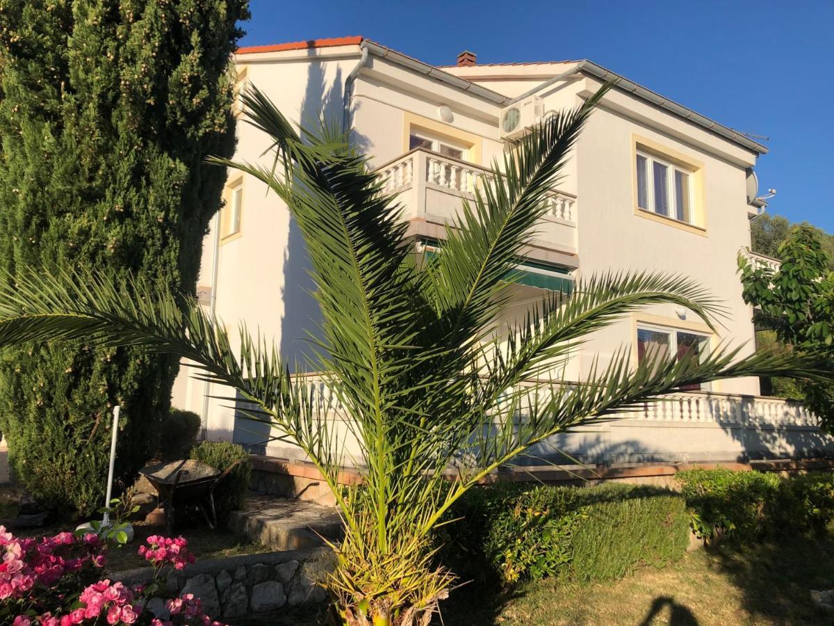 Apartments Fafandjel Rab Town Buitenkant foto